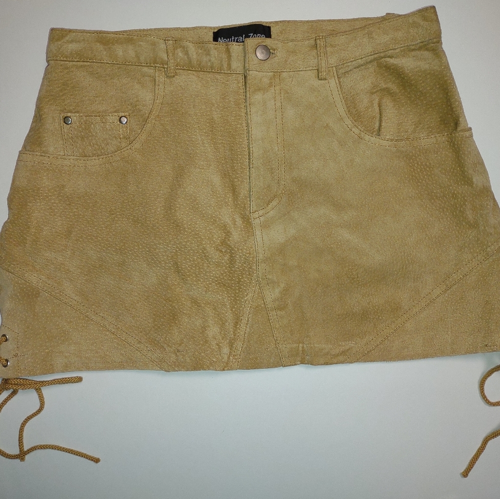 Neutral Zone outerwear mini skirt